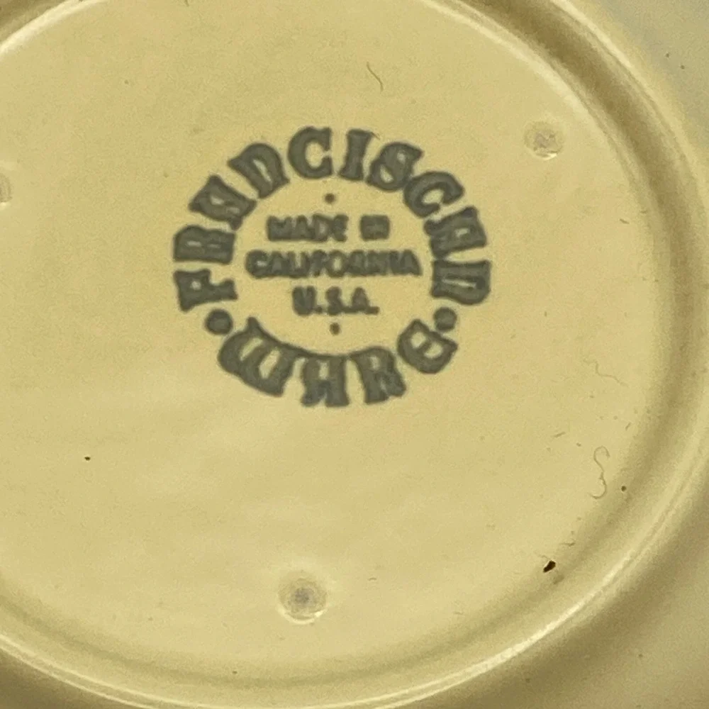 Franciscan‎ Coronado USA Glossy Yellow Fruit Dessert Bowl